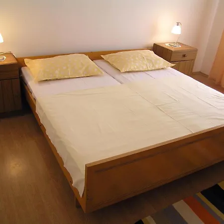 Pavicic Marija Guest house Pag Town