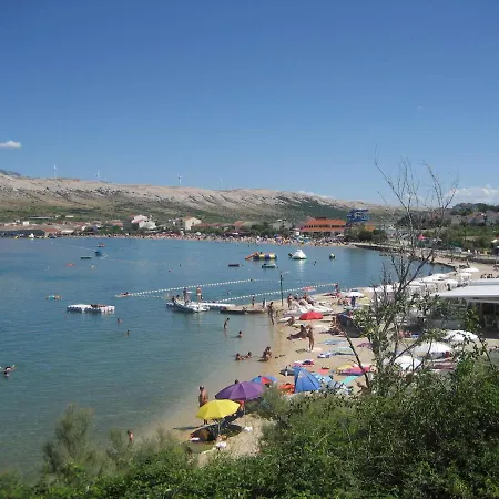 Pavicic Marija 3* Pag Town