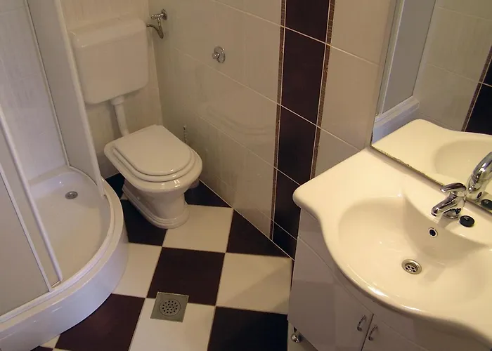 Pavicic Marija Gasthof 3*