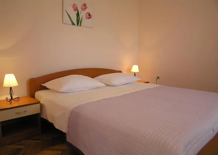 Pavicic Marija Pag Town